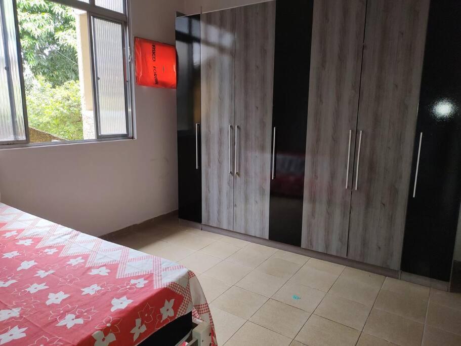 Casa De 2 Qts Perto Estacao Villa